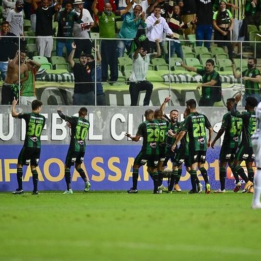 Grêmio leva 3 a 1 do América-MG e fica em situação ainda mais complicada no Brasileiro