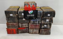 PM apreende mais de 320 kg de maconha e prende jovem por tráfico em Campo Erê 