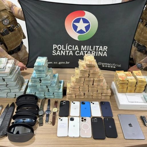 PMs presos em SC por extorquir foragido embolsaram meio milhão de reais, diz denúncia