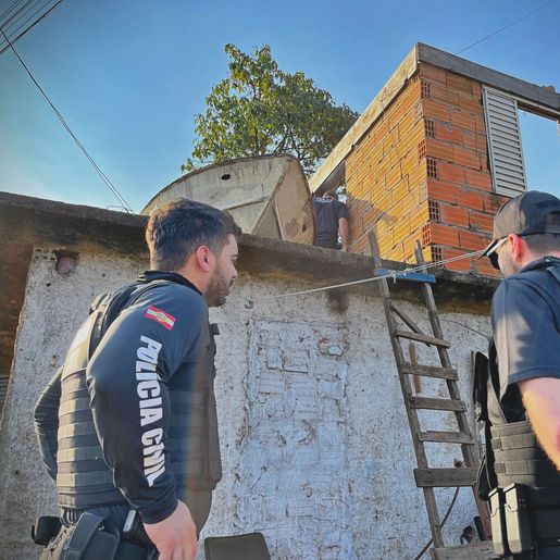 Operação da Polícia Civil combate furto de água em comunidade de SMOeste 