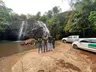 Chá revelação tingiu cachoeira com produto para lagos ornamentais