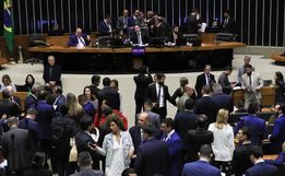 Câmara aprova urgência para votar direito à bagagem de mão gratuita