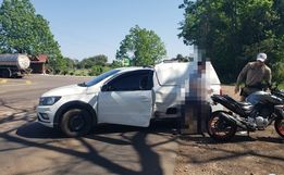 Colisão entre carro e moto deixa homem ferido na SC 163 em SJOeste