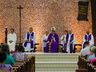 Celebrado pelo Bispo Dom Odelir, novo padre é apresentado em SMO