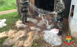 Polícia Ambiental flagra pesca ilegal no Extremo Oeste