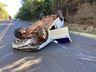 Mulher fica ferida após capotamento na BR-282, em São Miguel do Oeste