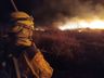 Bombeiros de SC atuam por 10 horas em campo durante 1º dia de ajuda no combate a incêndios no MS