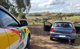 Criança de 9 anos é flagrada dirigindo carro em SC