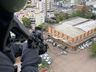 Polícia apreende 70 kg de maconha com jovem e adolescente de 14 anos