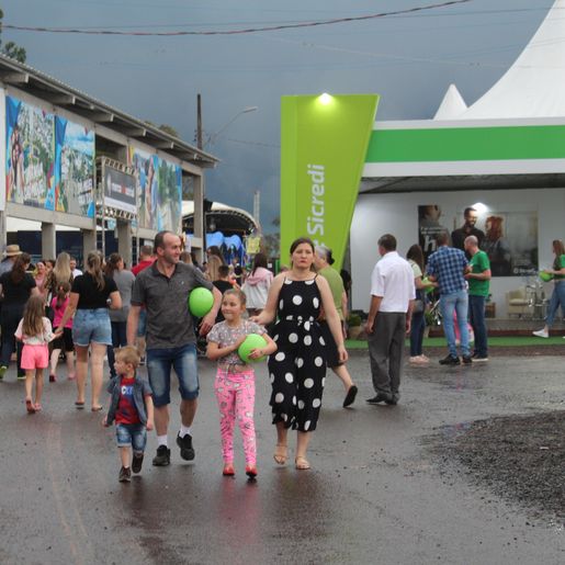 Nem a chuva impediu a Faismo 2022 de ser a melhor feira que São Miguel do Oeste já teve