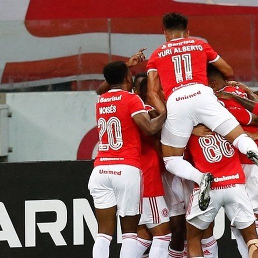 Inter vence Fortaleza e fica a um ponto do líder São Paulo 
