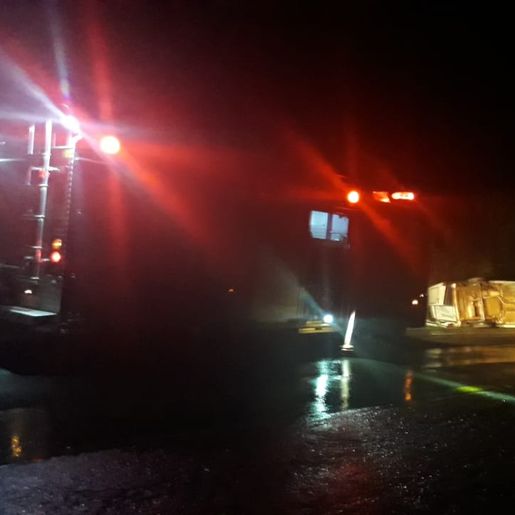 Homem com sinais de embriaguez capota veículo na BR 163