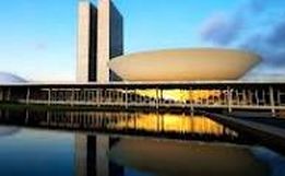 Gastos do governo Congresso aprova diretrizes do Orçamento de 2022 e triplica fundo eleitoral