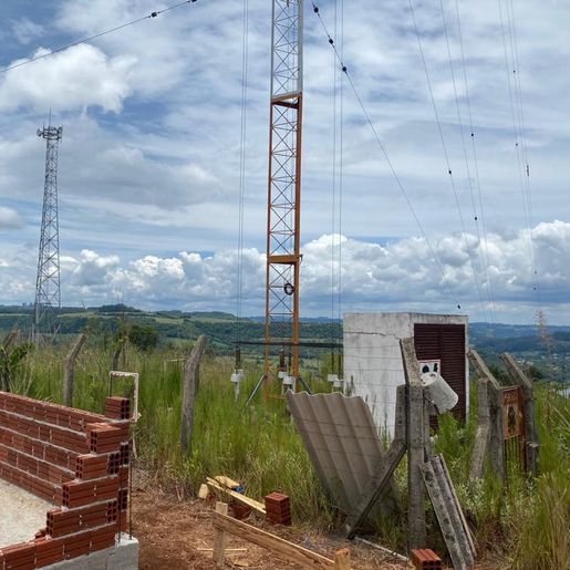 Rádio Itapiranga começa obras para implantação da geração do sinal em FM