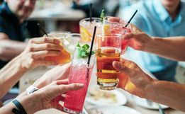 Uso abusivo de álcool entre brasileiras cresce 4,25% em dez anos