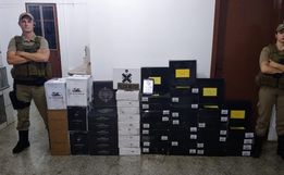 PM apreende mercadorias de descaminho em SJCedro
