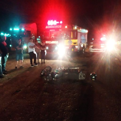 Colisão entre carro e moto deixa um ferido na SC-157