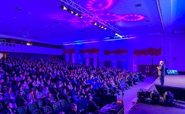 Com todos os ingressos vendidos, Summit Empresarial da CDL é sucesso