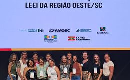 Professores de Iporã do Oeste participam do I Seminário de Leitura e Escrita na Educação Infantil