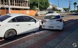 Colisão traseira é registrada na Avenida Gustavo Fetter, em Iporã do Oeste