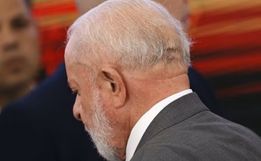  Lula é operado às pressas em São Paulo para drenagem de um hematoma na cabeça