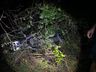 Motociclista sai da pista e cai em barranco às margens da SC 492 