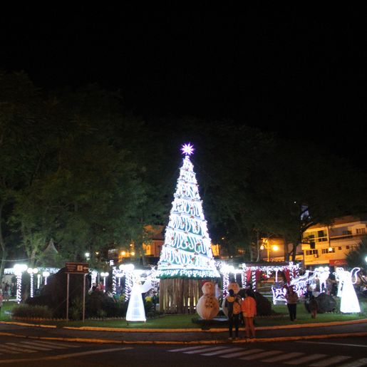 Decoração de Natal em Itapiranga terá investimento de 80 mil reais