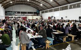 Jantar da APAE de SMO reúne mais de 700 pessoas 