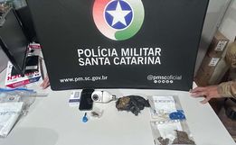 PM prende duas pessoas por tráfico de drogas e associação para o tráfico em SMOeste