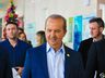 Governador Jorginho Mello cumpre roteiro na região e visita Hospital Regional