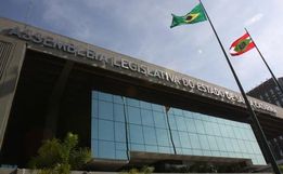 Reforma da Previdência de SC tem 74 emendas propostas por deputados
