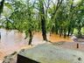 Ponte na ITG 070 em Itapiranga fica submersa e passagem é interrompida