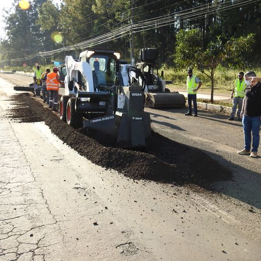 Obras de revitalização da Rua Waldemar Ramgrab são iniciadas em SMOeste