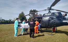 Idosa vítima de queda é transferida pelo SAER de SMOeste para Chapecó