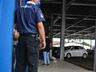 Centenas de pessoas fazem fila por vagas de trabalho no Bonno Atacado e Varejo