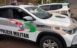 Trio é detido por ameaça e furto em residência, em São Miguel do Oeste