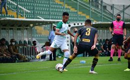 Após três jogos sem vencer, Chapecoense derrota o Figueirense na Arena Condá