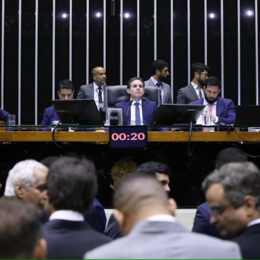 Câmara aprova PL Antifacção, que endurece penas para o crime organizado