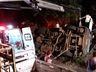 Caminhoneiro fica gravemente ferido em tombamento na SC-305 em Anchieta