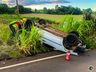 Ocupantes abandonam veículo após capotamento na SC-492 em Bandeirante 