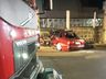 Jovem morre em colisão de carro em muro em Pinhalzinho