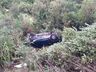 Duas pessoas ficam feridas em capotamento de veículo na BR-282 