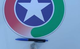 Polícia Militar aborda três pessoas, apreende droga e retém veículo por irregularidade