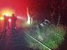 Rapaz morre em saída de pista e colisão de carro em árvore na SC 283