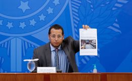 Governo não escolhe sites em publicidade oficial, diz Wajngarten