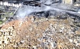 Incêndio destrói casa de madeira no interior de Tigrinhos