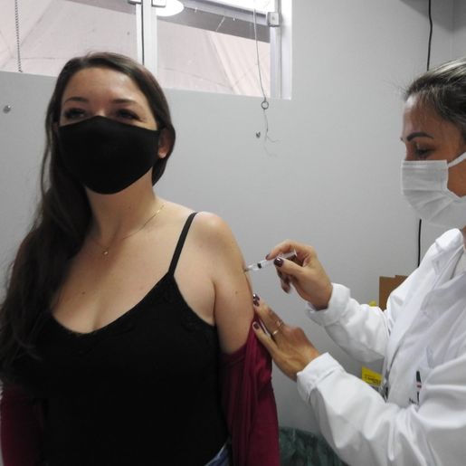 São Miguel do Oeste aplicou a 1ª dose da vacina em 76% da população