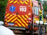 VÍDEOS: Colisão entre carro e moto deixa motociclista gravemente ferido