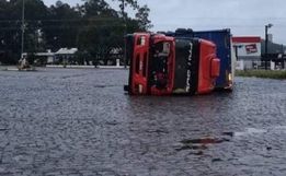 Defesa Civil confirma que tornado atingiu Campos Novos; veja fotos