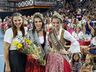 Tainá Dill é a rainha da 42ª Oktoberfest